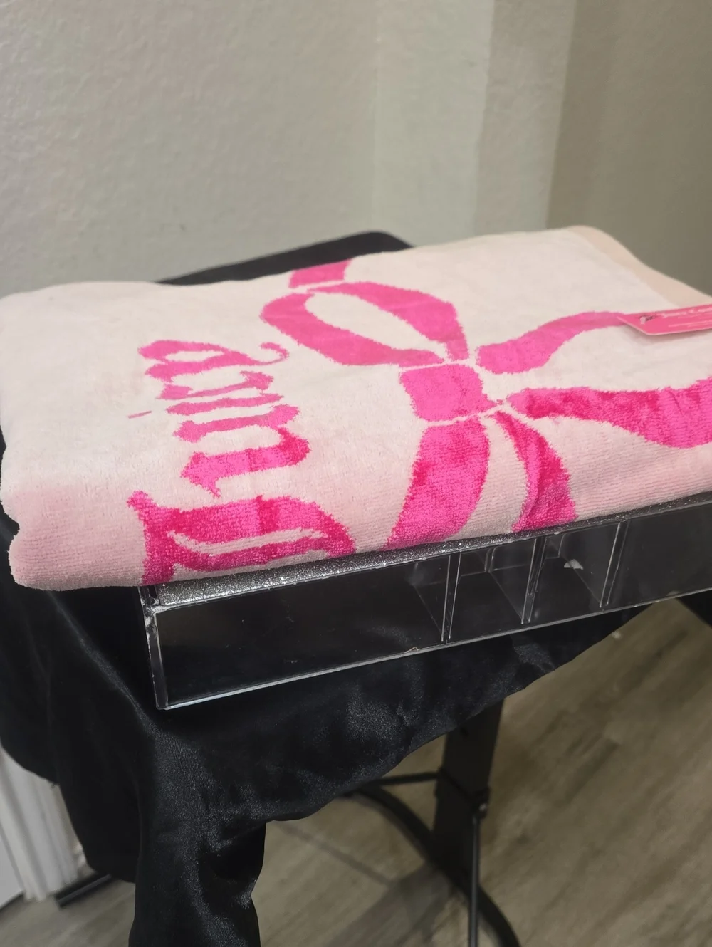 Juicy Couture Home Bow Logo Plush Oversized Cotton Viscose Bath Towel